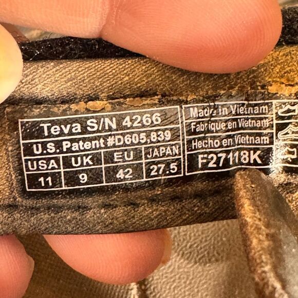 Teva Black sandals size 11 - Picture 3 of 9